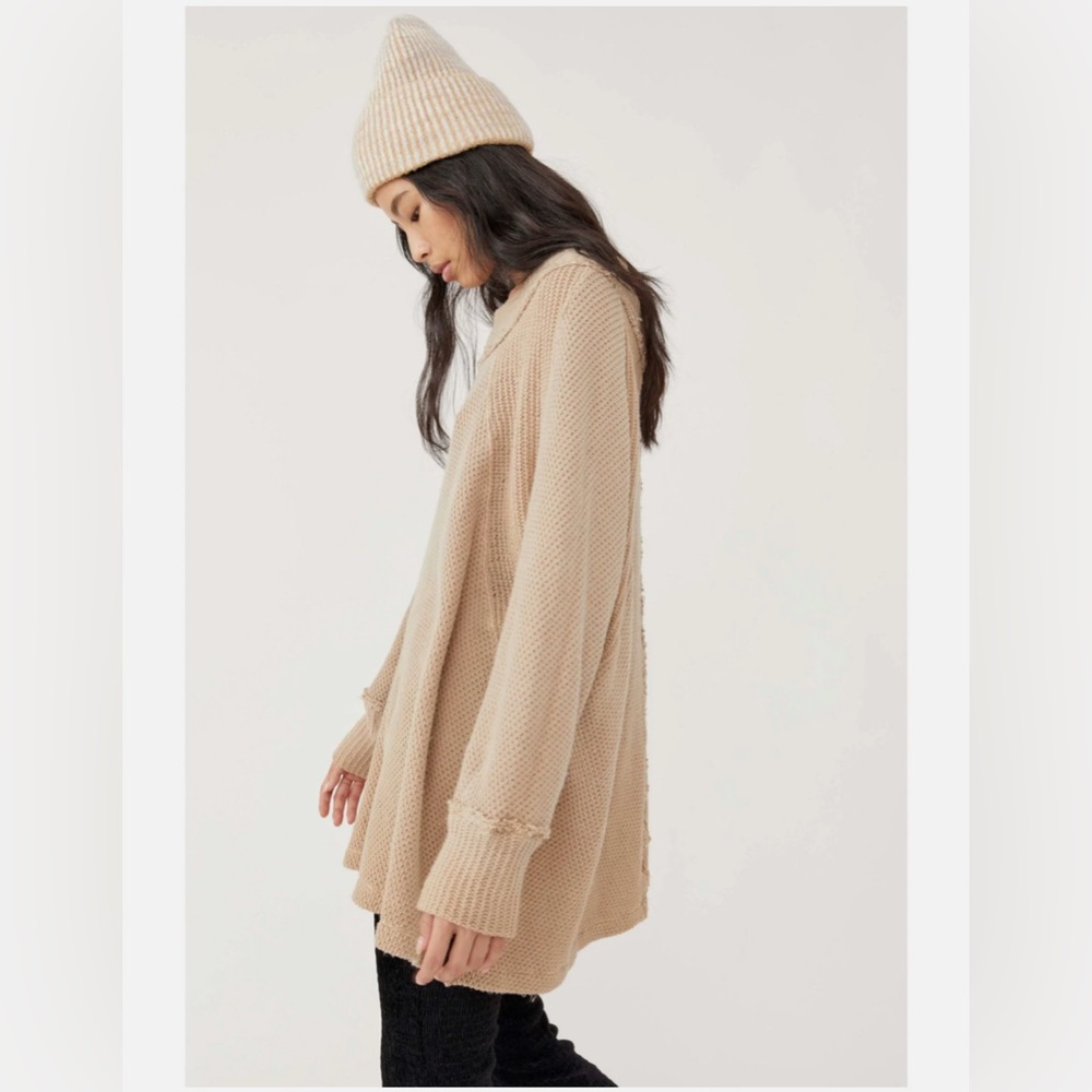 We the free she’s a keeper tunic